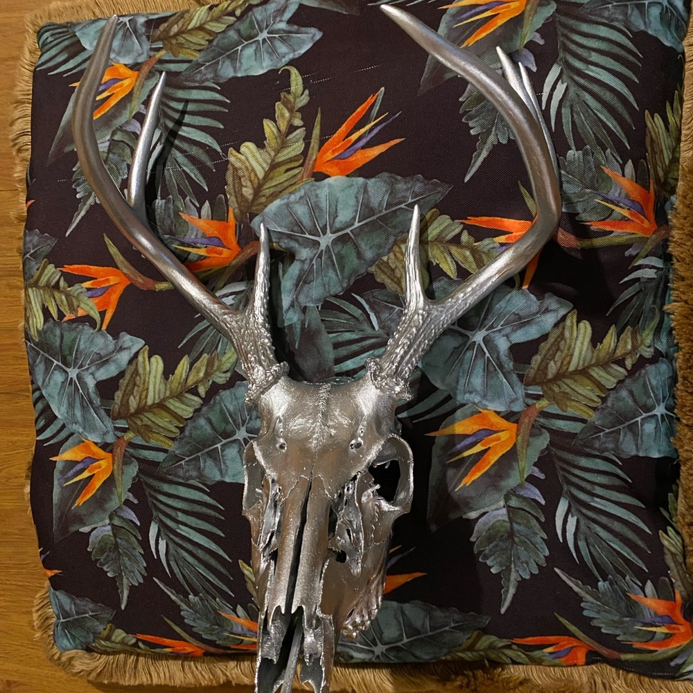 Silver Metallic Chrome Deer Statement Piece, bold, unique, 7 Point Antlers&Skull